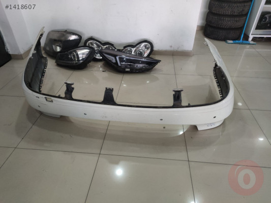 Mercedes E Serisi W212 Arka Tampon Beyaz