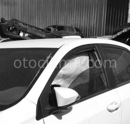 ORJİNAL 2017 TOYOTA COROLLA 1.3 SOL ÖN KAPI CAMI.
