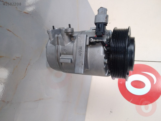 HYUNDAİ TUCSON KLIMA KOMPRESOR 97701-D7550 ORJİNAL YEDEK PAR