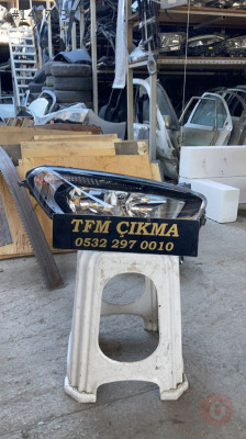 FORD COURİER SAĞ MAKYAJLI FAR