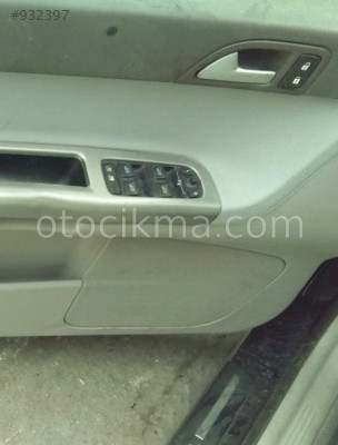 ÇIKMA 2005 VOLVO V50 CAM DÜĞME TAKIMLARI.