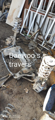 Daewoo super saloon 2.0 motor traversi mevcuttur.