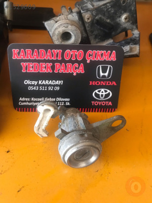 Toyota coralla çıkma kapı şifre Kiliti 93 2000