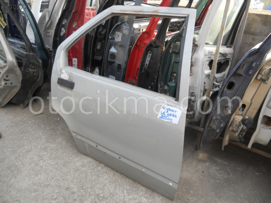 RENAULT 19 SAĞ ARKA KAPI ORJİNAL ÇIKMA TEMİZ
