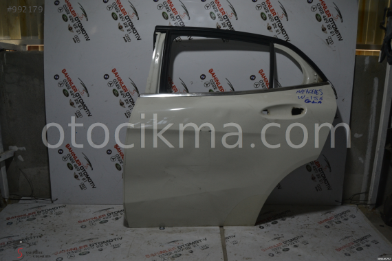 MERCEDES GLA SERİSİ W156 GLA SOL ARKA KAPI