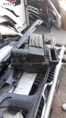 Passat hava filtre kutusu çıkma parçalar