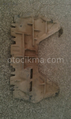 AUDİ A3 MOTOR ALT MUHAFAZA