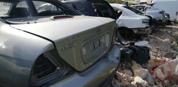 chevrolet evanda çıkma arka bagaj kapağı.