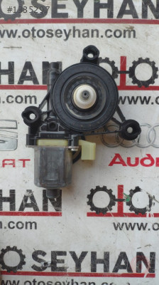 8W0959812 audi a4 2017 arka sağ cam motoru