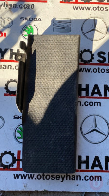 3C1864777 volkswagen passat cc ayak destek kaplaması