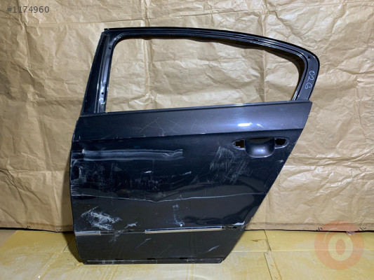 VW PASSAT B6 06-10 SOL ARKA KAPI FÜME AZ HATALI 3C5833055H