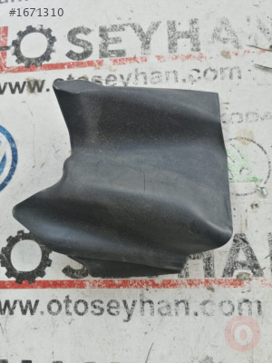 8P4837158A audi a3 2010 sağ ön kapı kenar kaplaması