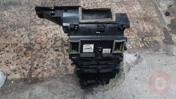 CLİO 4 KALORİFER KAZANI ORJİNAL ÇIKMA