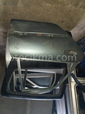 RENAULT LAGUNA 1 SAĞ ARKA KAPI VE TÜM ÇIKMA PARÇALAR