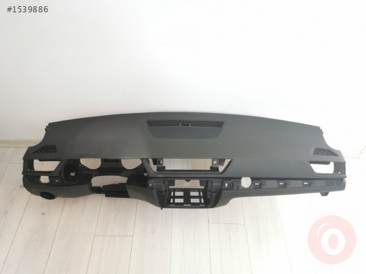 3V1857007H SKODA SÜPERB 2015 SONRASI GÖĞÜS (TORPİDO)