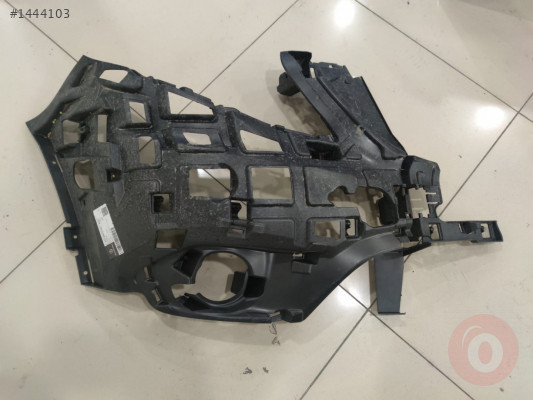 Mercedes Vito W447 Ön Tampon Braketi A4478800701