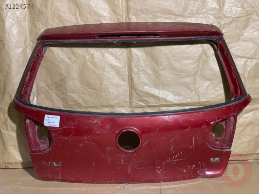 VW GOLF 5 04-09 BAGAJ KAPAĞI BOŞ KIRMIZI HATALI 1K6827025H