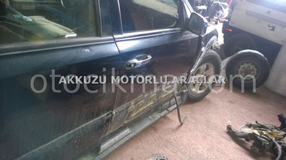 KİA SORENTO ÇIKMA KAPI KOLU - 0532 600 0379 AKKUZU MOTORLU A