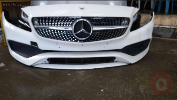 Mercedes a180 A Class dolu ön tampon çıkma