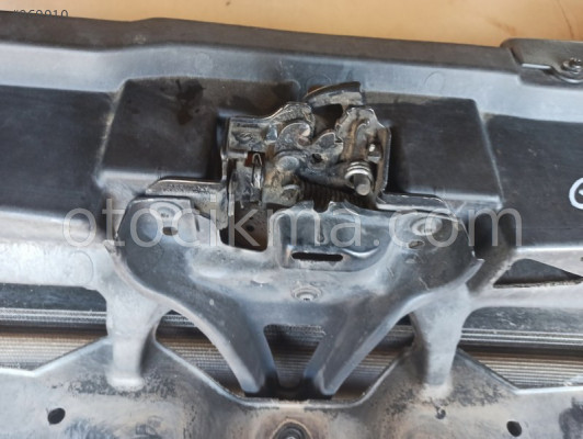 GOLF 4 KAPUT KİLİDİ