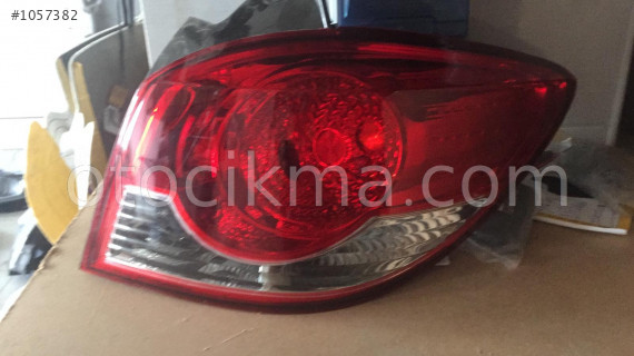 Chevrolet cruze hb sağ arka stop