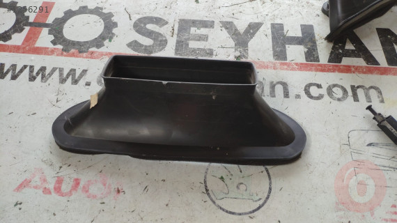 6Y0819655 skoda fabia 01 kalorifer göğüs havalandırma kanalı