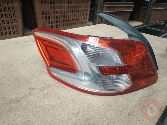 Peugeot 301 sol arka stop