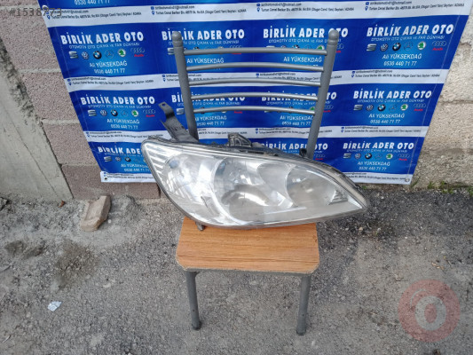 Honda City sağ far