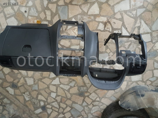Fiat Albea torpido kapağı hatasız orjinal çıkma