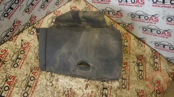 Renault Clio 3 Torpido Kapağı 8200475692