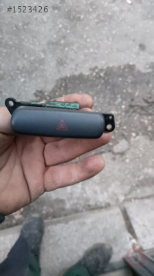 Mitsubishi Carisma dörtlü düğmesi