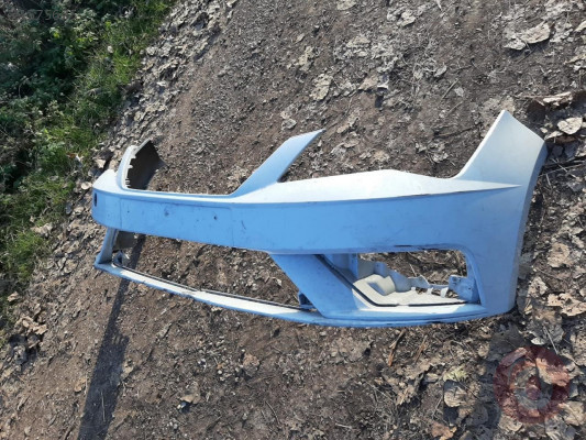 Beyaz tampon orjinal Seat leon fr