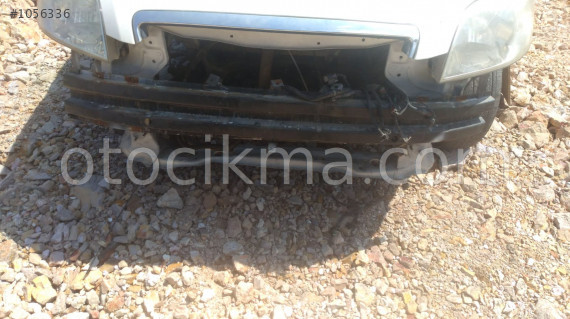 chevrolet aveo çıkma ön tampon demiri