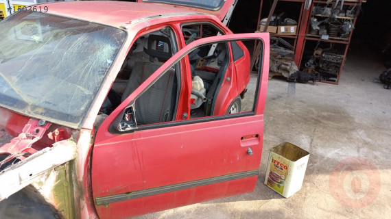 Opel Kadett Sol Ön Kapı. Oto Erkan Ünye