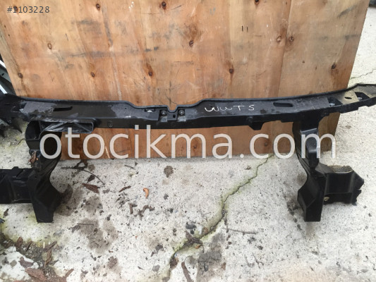 VOLKSWAGEN TRANSPORTER (T6) ÖN PANEL