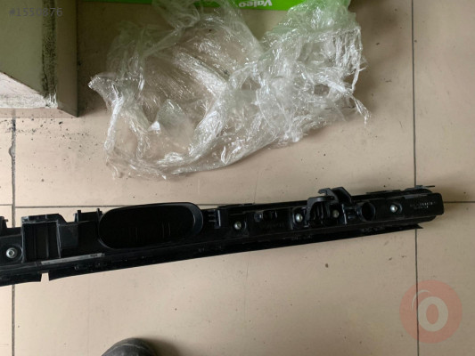 Mercedes EQC W293 Ön Panjur Led Lamba A2939069200