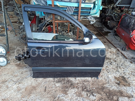 MERCEDES W210 SAĞ ÖN KAPI
