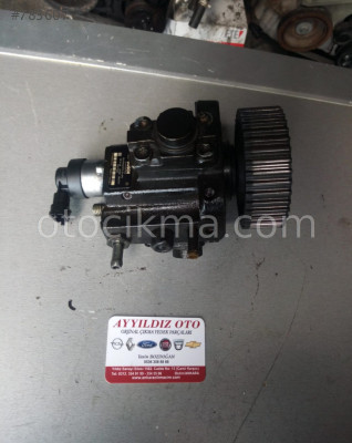 OPEL İNSİGNİA 2.0 CDTİ MAZOT POMPASI 0445010193
