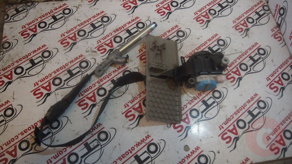 Opel Insignia Sağ Ön Emniyet Kemeri - 307512399