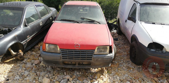 opel kadett 1.6 çıkma ön panel.