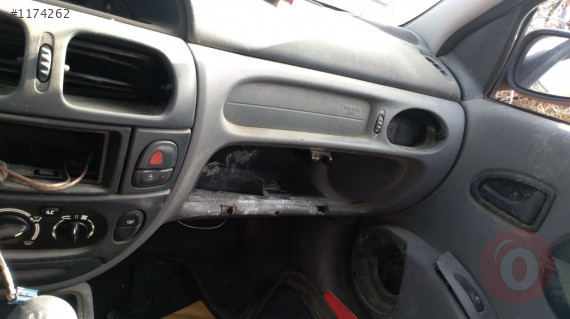 2002 model renault megane 1 coupe çıkma dolu torpido