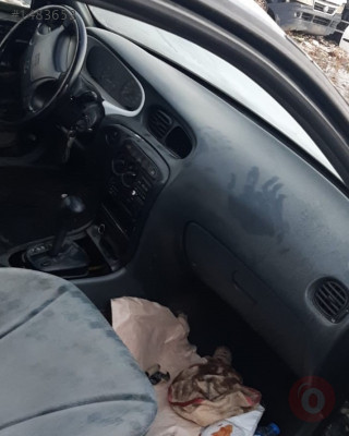 1996 hyundai elantra 1.8 otomatik çıkma göğüslük torpido