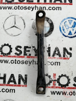 Toyota carina 1998 motor bağlantı demiri (1)