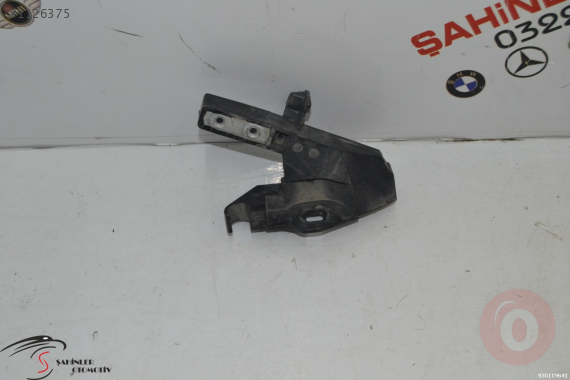 MERCEDES C SERİSİ A205 W205 SAĞ ÖN RADYATÖR BRAKETİ