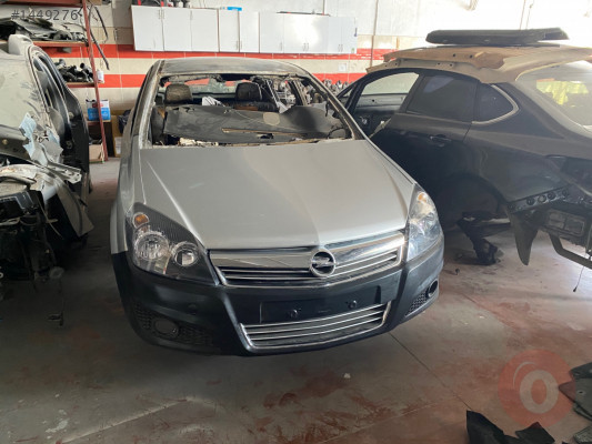 Opel astra komple ön gümüş renk çıkma
