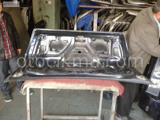 1996-1999 A4 BAGAJ AUDİ ORJİNAL ÇIKMA PARÇA