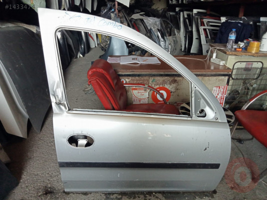 Opel combo 2004-2009 sağ ön kapı çıkma