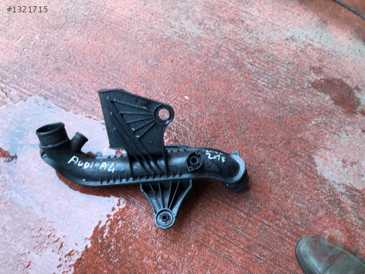 Audi a4 turbo hortumu çıkma 4g0 145 673Q