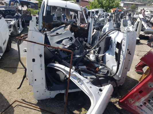Peugeot Partner Tepe Arka Panel Orjinal Çıkma