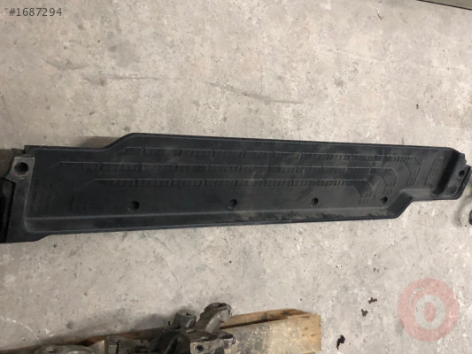 Crafter MAN orta kapı basamak 7C0863726a